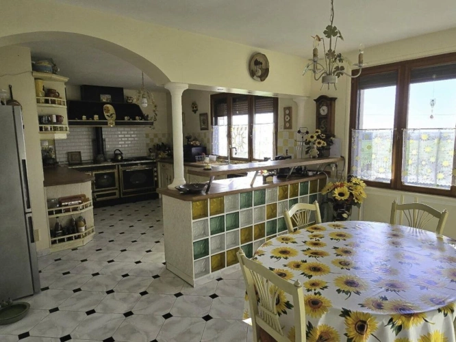 Photos 6 - Rurale - Charmante maison avec hangar et 360 vue