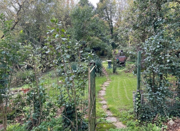 Photos 15 - Rurale - Ancien moulin à eau, une opportunité d'investissement, tout-à-l'égout avec potentiel de construction de plusieurs logements