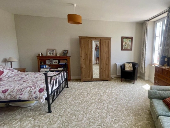 Photos 13 - Rurale - Maison du village avec du cachet, non-mitoyenne, grand terrain, tout à l'égout