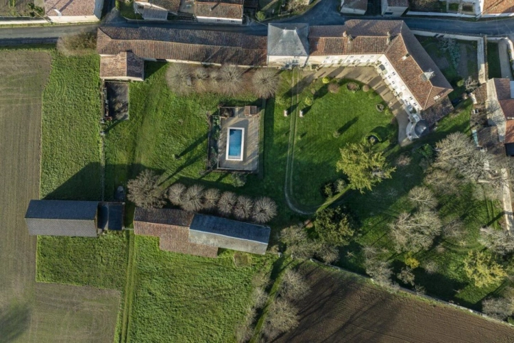 Photos 4 - Prestige - Château du XVe siècle entre Niort et La Rochelle