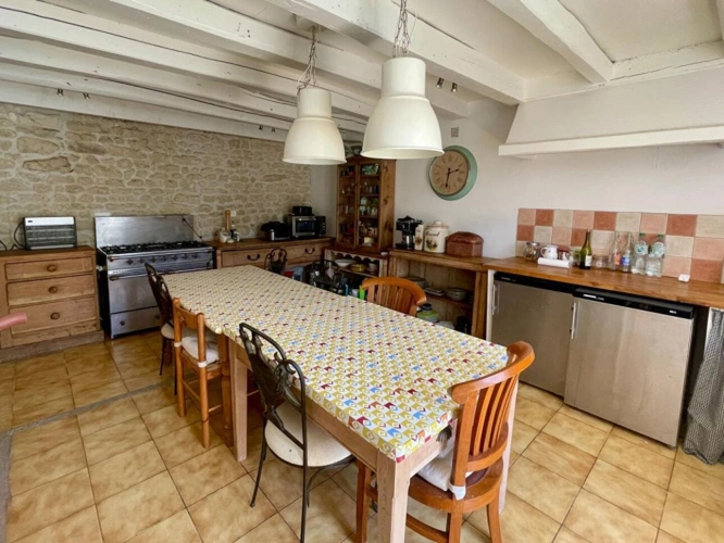 Photos 2 - Touristique - Maison et maison d'amis en centre ville LOULAY, tout à l'égout