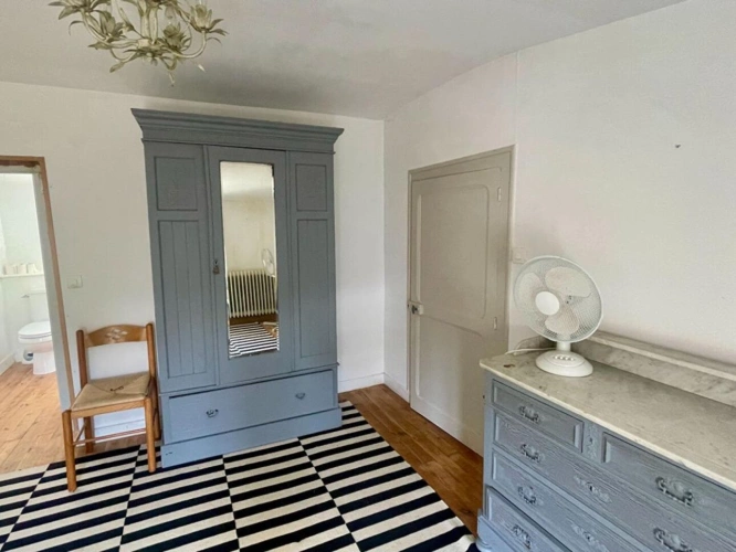 Photos 4 - Touristique - Maison et maison d'amis en centre ville LOULAY, tout à l'égout