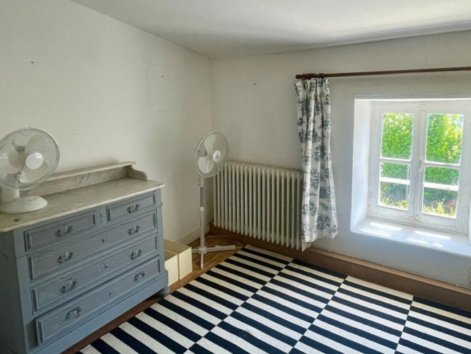 Photos 7 - Touristique - Maison et maison d'amis en centre ville LOULAY, tout à l'égout