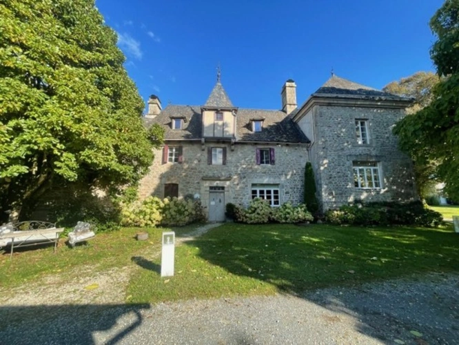 Photos 1 - Prestige - Domaine d'exception dans la vallée de la Dordogne ! Idéal pour un village de vacances ou un centre de retraites