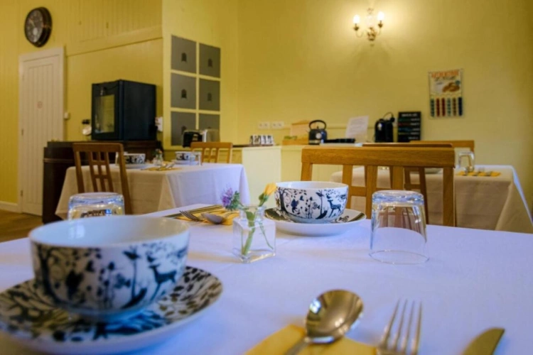 Photos 18 - Touristique - Maison de caractère avec chambres d'hôtes et local commercial au coeur de Ségur-le-Château
