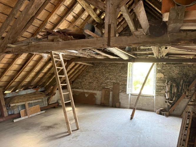 Photos 13 - Rurale - Ancien moulin avec turbine en activité, 700 m² de potentiel au coeur d'un des Plus Beaux Villages de France