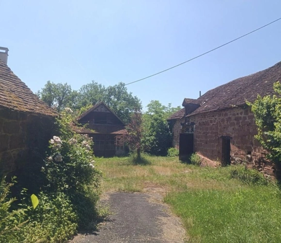 Photos 17 - Rurale - Maison de caractère avec ses dépendances en pleine nature