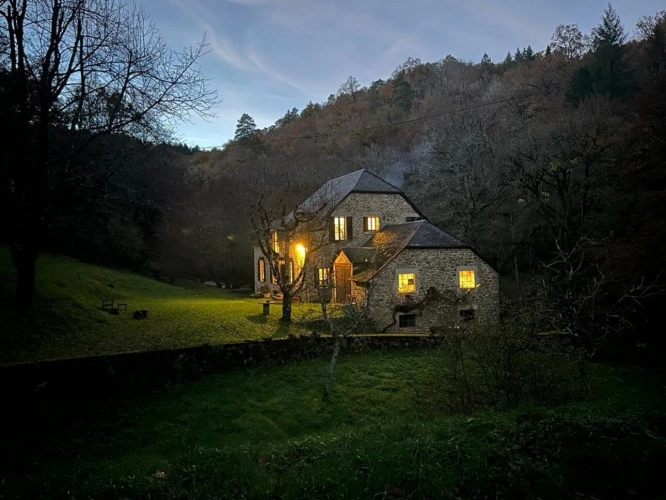 Photos 3 - Rurale - Magnifique ancien moulin rénové - La Roche Canillac