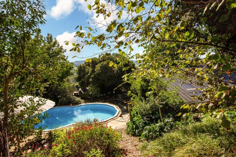Photos 17 - Touristique - Ensemble immobilier avec maison, gîte, restaurant et piscine