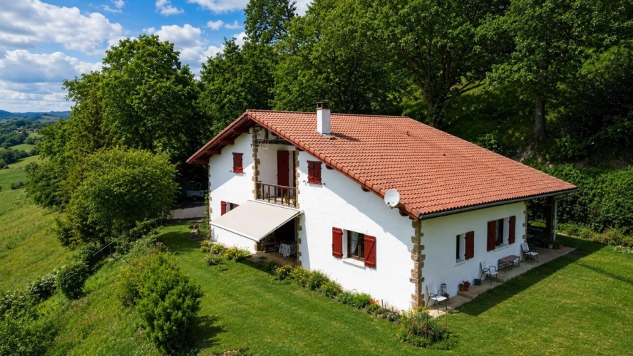 Photos 2 - Rurale - Maison basque 178 m² avec terrain de 15 000 m²  - Ayherre