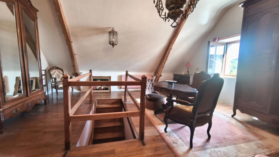 Photos 7 - Rurale - Maison à rénover 5 pièces avec grange et piscine
