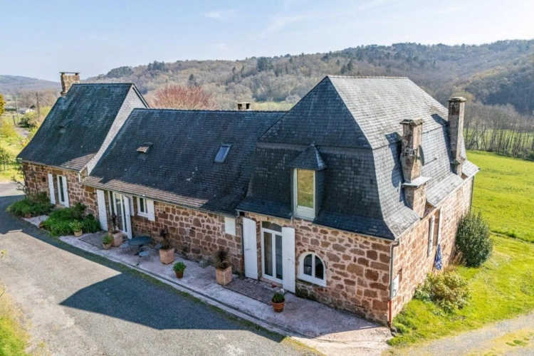 Photos 1 - Prestige - Propriété de charme en pierre - Cadre bucolique d'exception avec vue dominante