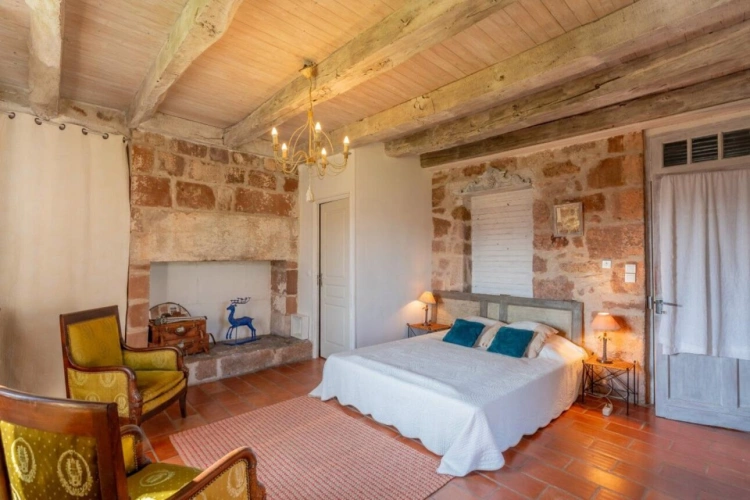 Photos 8 - Prestige - Propriété de charme en pierre - Cadre bucolique d'exception avec vue dominante