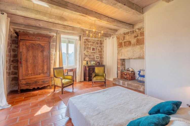 Photos 9 - Prestige - Propriété de charme en pierre - Cadre bucolique d'exception avec vue dominante