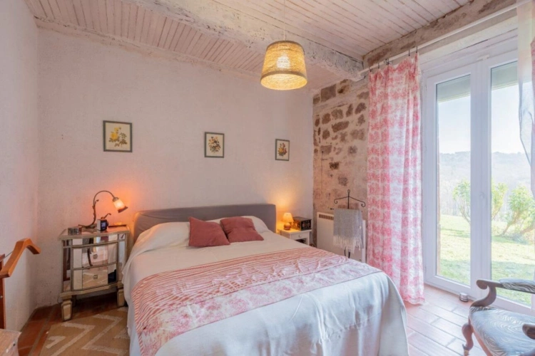 Photos 12 - Prestige - Propriété de charme en pierre - Cadre bucolique d'exception avec vue dominante