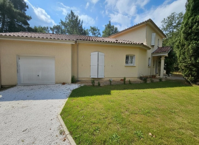 Photos 3 - Rurale - ÉLÉGANCE PROVENÇALE AU COEUR DE LA NATURE Maison Familiale