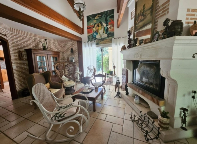Photos 10 - Rurale - ÉLÉGANCE PROVENÇALE AU COEUR DE LA NATURE Maison Familiale