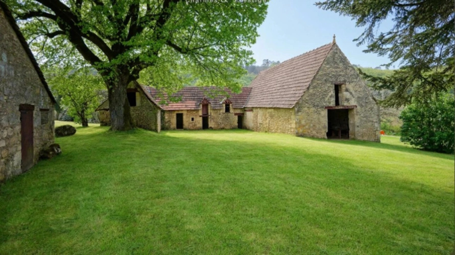 Photos 2 - Prestige - PROPRIÉTÉ D'EXCEPTION  HAMEAU DE CHARME DU XVIII SIÈCLE AU COEUR DU PÉRIGORD NOIR