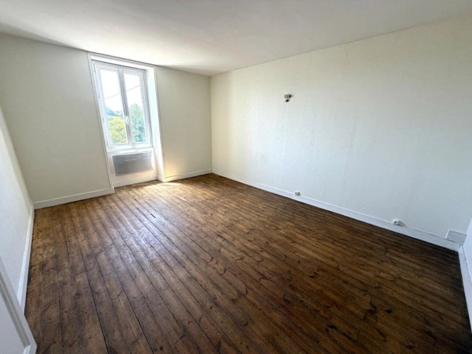 Photos 4 - Rurale - Maison de 83m² habitables avec 2 chambres, dépendances et jardin de 1393m²