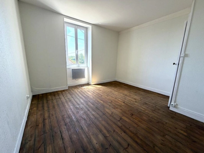 Photos 5 - Rurale - Maison de 83m² habitables avec 2 chambres, dépendances et jardin de 1393m²