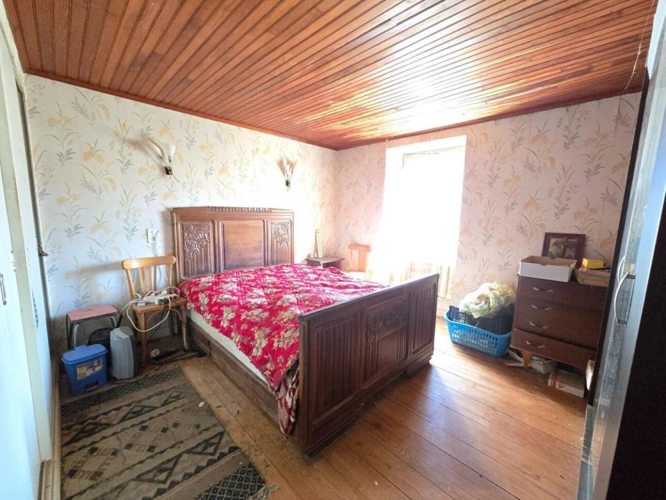 Photos 11 - Rurale - Corps de ferme avec maison et 2 granges - Trémouilles