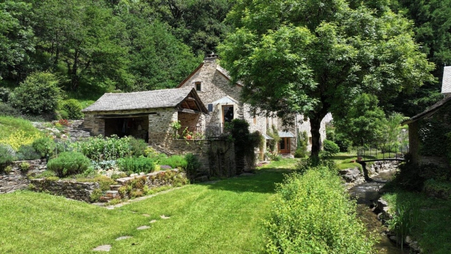Photos 11 - Tourist - Exceptional Estate: Former Mill et Private Hamlet in Aveyron - LÉVÉZOU
