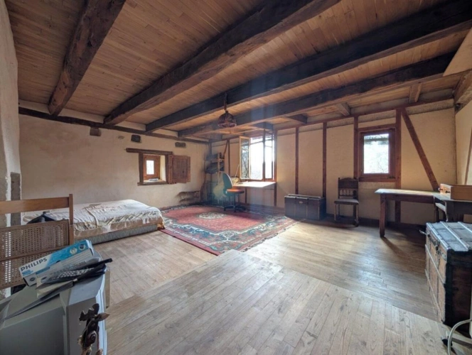 Photos 11 - Rurale - MAISON de caractère T5 + Dépendances + 5.3 ha
