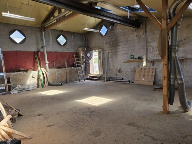 Photos 9 - Rurale - Atelier rénovable en habitation + Garage et terrain - Pont de Salars
