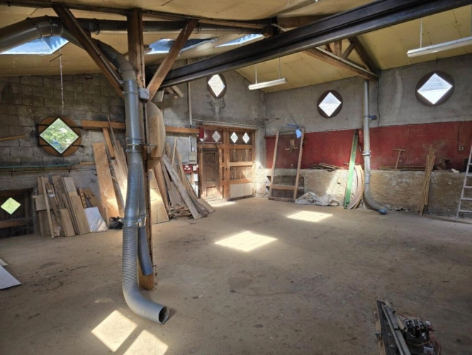 Photos 10 - Rurale - Atelier rénovable en habitation + Garage et terrain - Pont de Salars