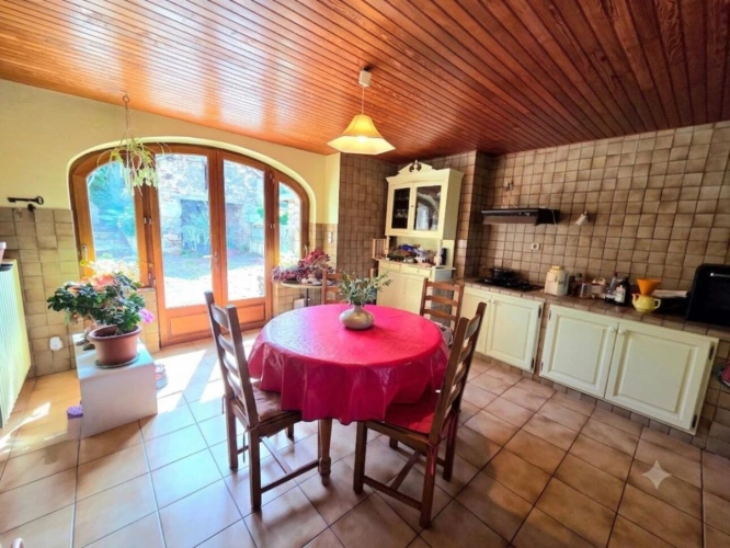 Photos 6 - Rurale - Ancien corps de ferme dans un hameau paisible avec un terrain de plus de 7 500m²