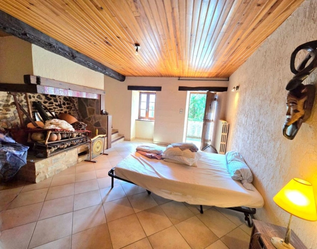 Photos 10 - Rurale - Ancien corps de ferme dans un hameau paisible avec un terrain de plus de 7 500m²