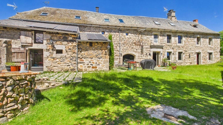Photos 6 - Touristique - Corps de ferme restauré - Idéal gîtes ou grande famille - Golf - Proche Laguiole