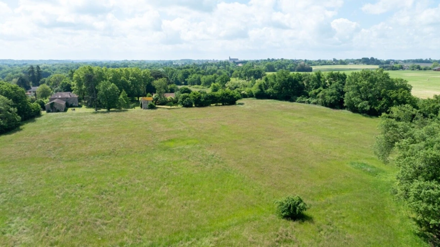 Photos 13 - Rurale - GRANDE PROPRIETE AVEC 6,5HA