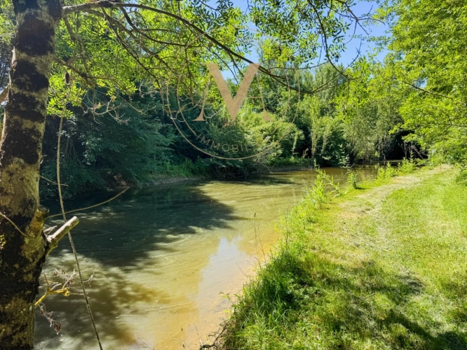 Photos 16 - Équestre - PROPRIÉTÉ DE CARACTÈRE SUR 18 HECTARES – GÎTES, SALLE DE RÉCEPTION, LAC ET FORT POTENTIEL D’EXPLOITATION CAUDECOSTE (47)