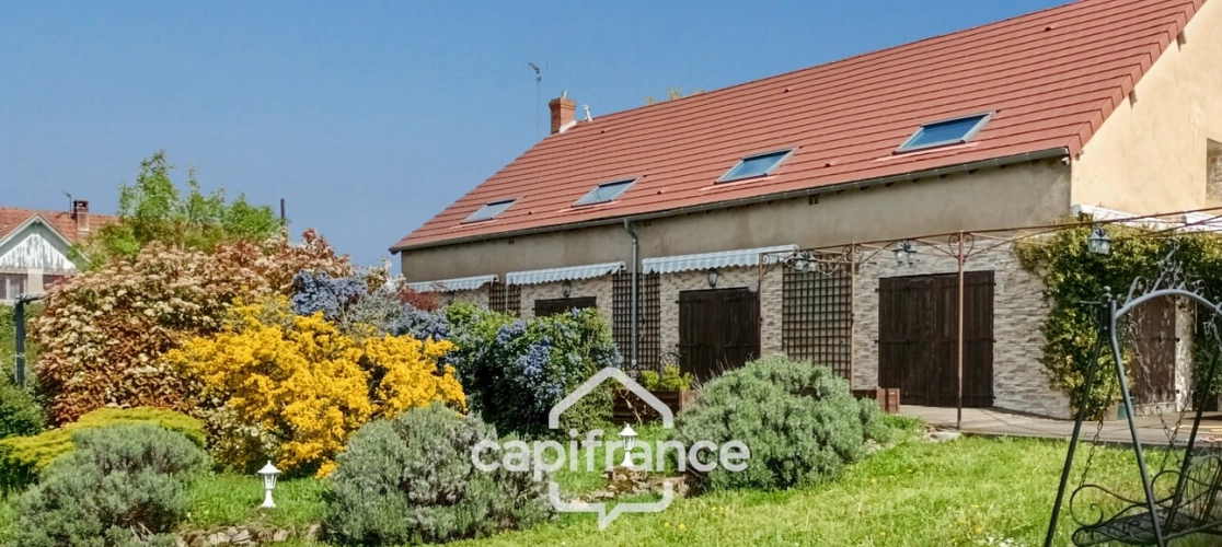 Photos 2 - Équestre - Propriété à vendre SAINT HILAIRE ( allier) comprenant une maison et un gite sur un parc de 23433 m²
