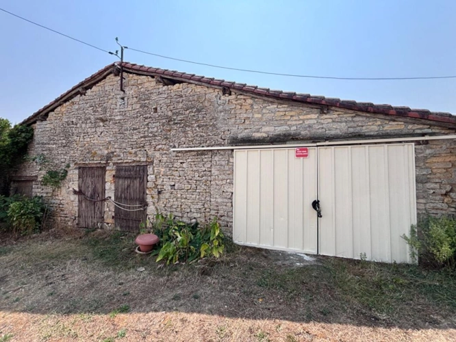 Photos 17 - Rurale - Maison de Campagne, Dépendances, Terrain et Potentiel de Gîte / Maison d'Hôtes