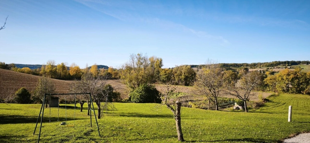 Photos 2 - Touristique - Charmante propriété en pierre avec gîte et dépendances - Entre Lauzerte et Cahors
