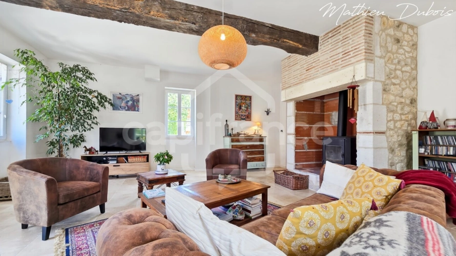 Photos 3 - Équestre - Un domaine de caractère proche d’Eymet avec installations équestres, gîtes et studio yoga/bien-être
