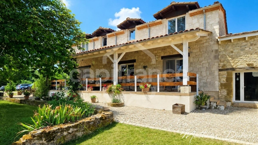 Photos 14 - Équestre - Un domaine de caractère proche d’Eymet avec installations équestres, gîtes et studio yoga/bien-être