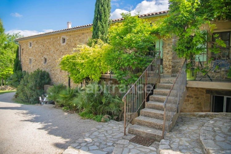 Photos 27 - Équestre - Entre Uzès et La Roque-sur-Cèze, Éden Provençal : Mas du XVIIIe & Son Domaine Privé sur 3,3 hectares