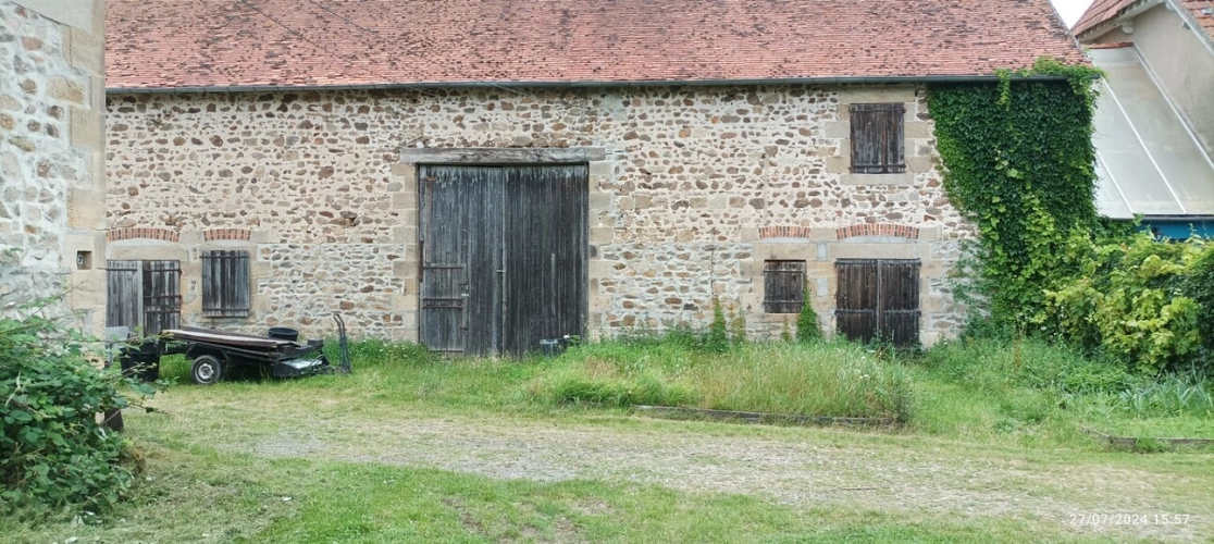 Photos 4 - Prestige - Propriété à vendre SAINT HILAIRE ( allier) comprenant une maison et un gite sur un parc de 23433 m²