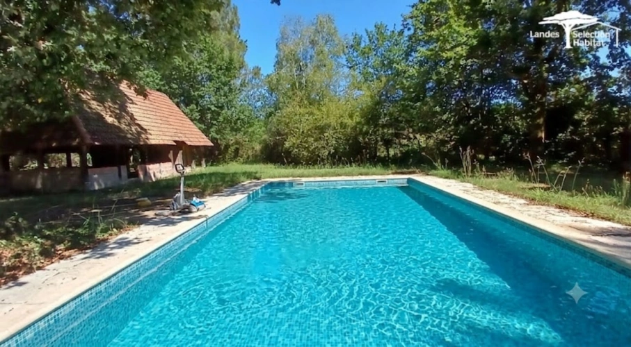 Photos 6 - Touristique - Propriété de caractère sur 4 hectares - 3 dépendances, étang