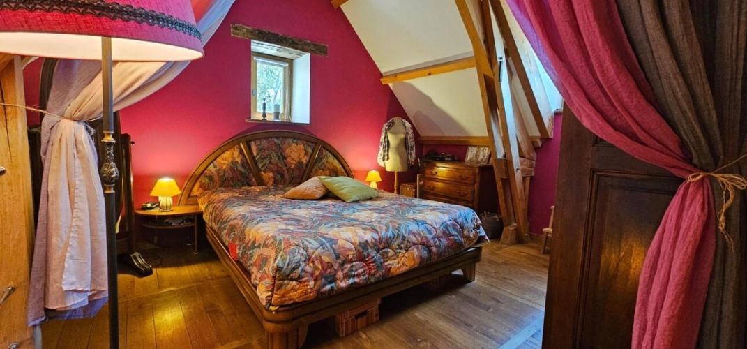 Photos 12 - Prestige - Propriété avec 2 maisons , dépendances sur GR65