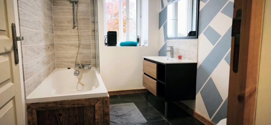 Photos 12 - Rurale - Belle maison en pierre rénovée - 163 m² habitables avec piscine et dépendances