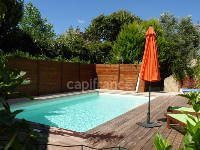 Photos 26 - Prestige - Propriété - une maison d'habitation - 5 chambres d'hôtes - 2 appartements en location sur plus de 1 hectare à SAINTE BAZEILLE (47)