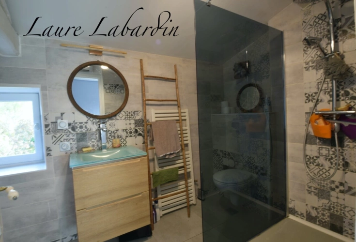 Photos 42 - Prestige - Propriété - une maison d'habitation - 5 chambres d'hôtes - 2 appartements en location sur plus de 1 hectare à SAINTE BAZEILLE (47)