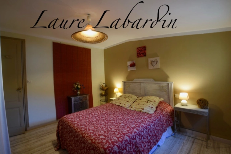 Photos 44 - Prestige - Propriété - une maison d'habitation - 5 chambres d'hôtes - 2 appartements en location sur plus de 1 hectare à SAINTE BAZEILLE (47)
