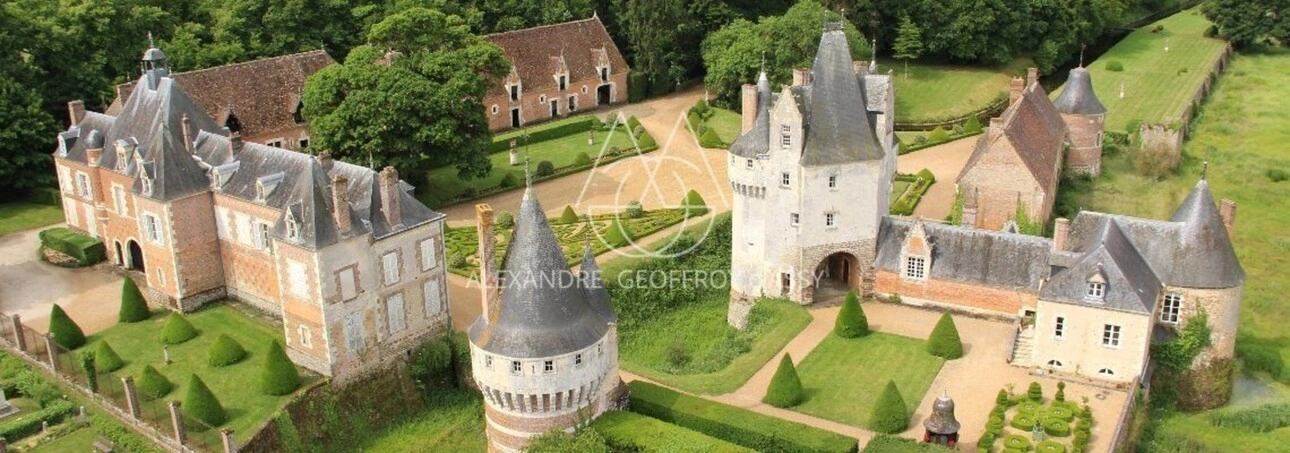 Photos 13 - Prestige - Magnifique ensemble de châteaux datant des XVe, XVIIe et XVIIIe siècles, situé à 1h20 de Paris, au cœur de la région du Perche avec un parc de 22ha
