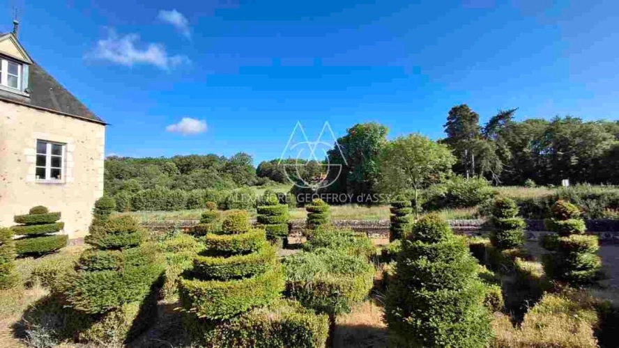 Photos 17 - Prestige - Magnifique ensemble de châteaux datant des XVe, XVIIe et XVIIIe siècles, situé à 1h20 de Paris, au cœur de la région du Perche avec un parc de 22ha