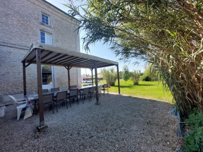 Photos 6 - Prestige - Maison de Maître rénovée, piscine chauffée et deuxième charmante maison
